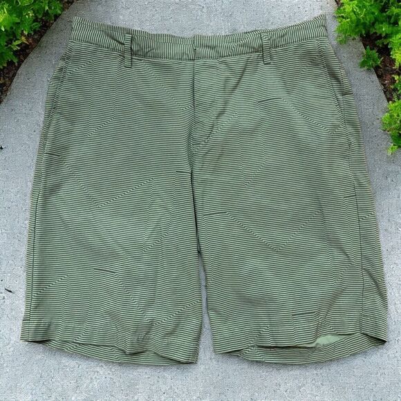 Nike Golf Performance Flat Front Olive Green Shorts Men's Size 32 / Medium - Picture 1 of 6